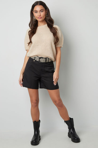 Basic shirt with puffed sleeves beige